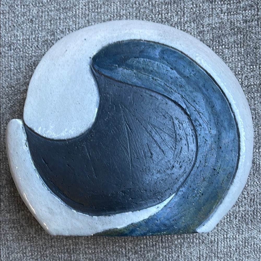 Blue and White Ceramic Art with Wave type Design